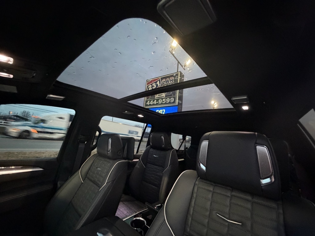 Cadillac Escalade ESV V 4WD 2025