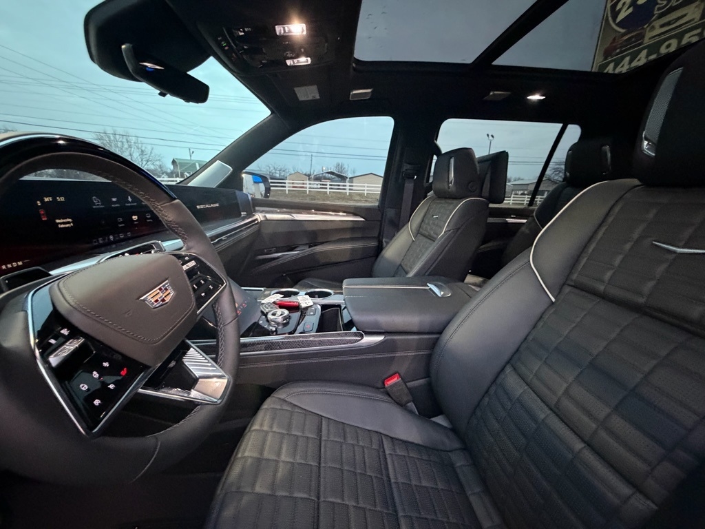 Cadillac Escalade ESV V 4WD 2025