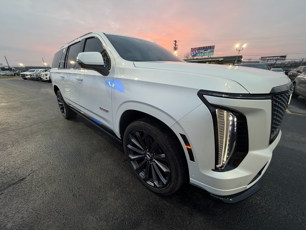 2025 Cadillac Escalade ESV V 4WD