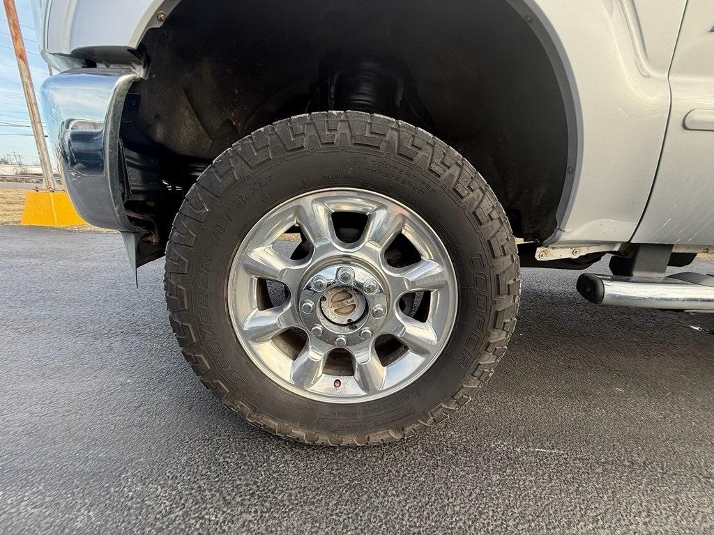 Ford F-250 SD Lariat Crew Cab 4WD 2012