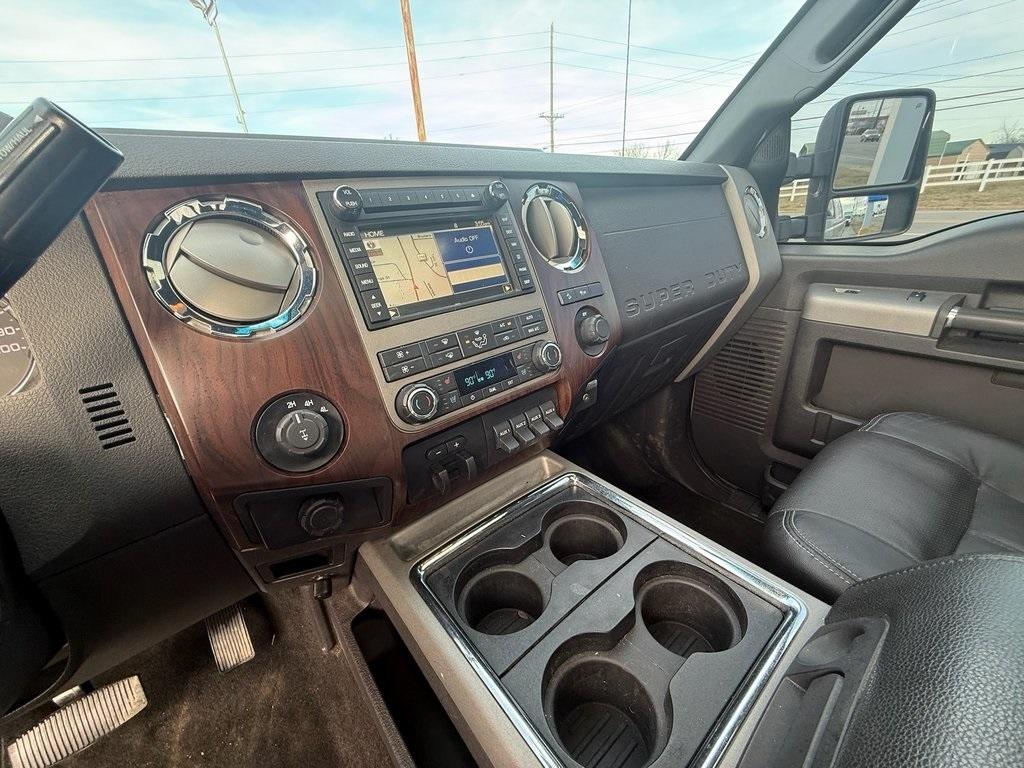 Ford F-250 SD Lariat Crew Cab 4WD 2012