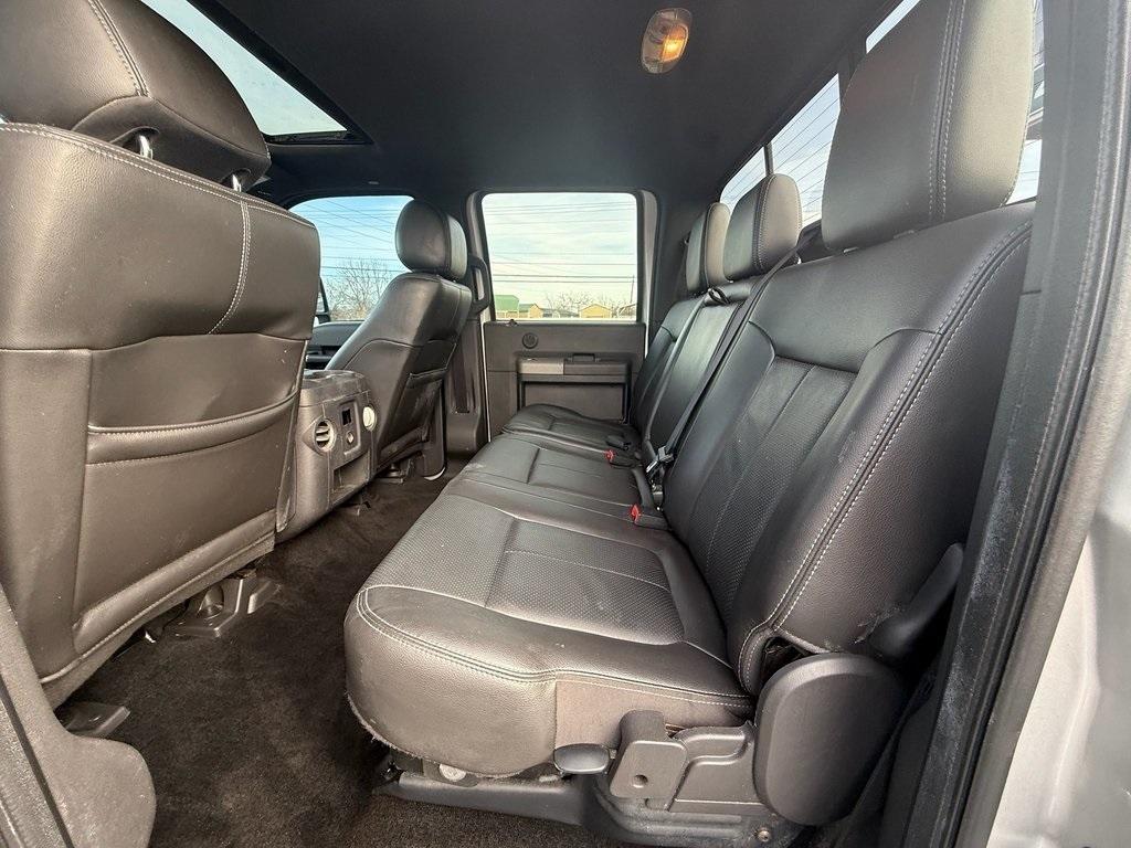 Ford F-250 SD Lariat Crew Cab 4WD 2012