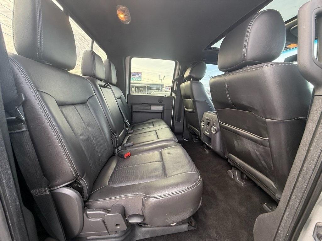 Ford F-250 SD Lariat Crew Cab 4WD 2012