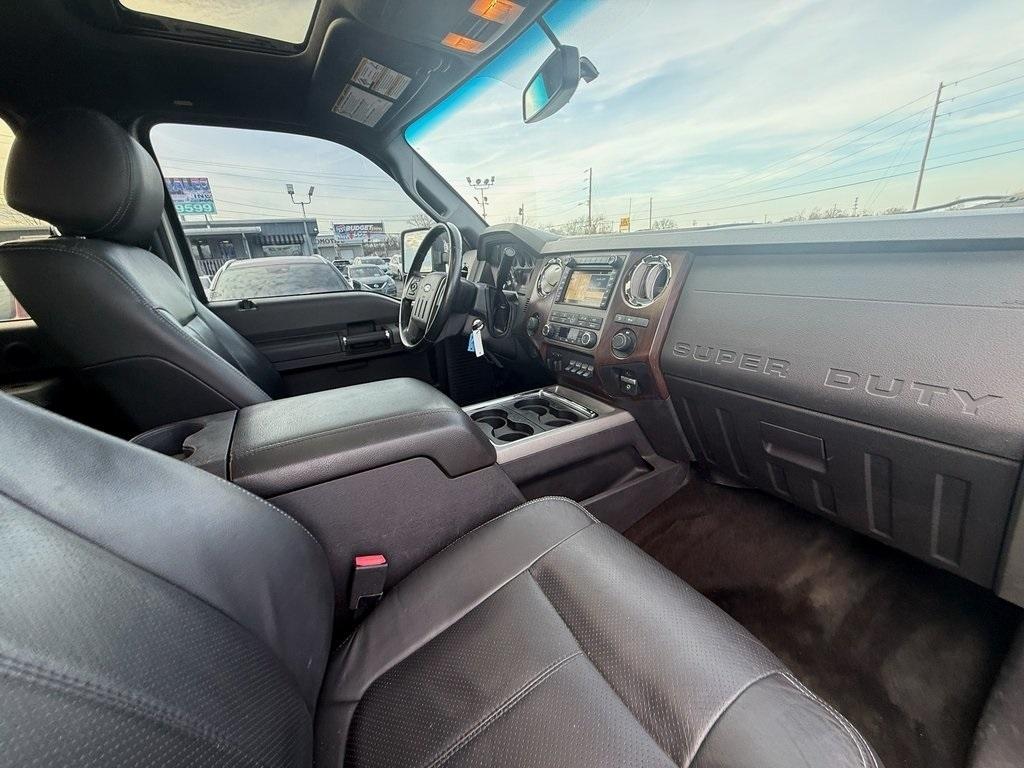 Ford F-250 SD Lariat Crew Cab 4WD 2012