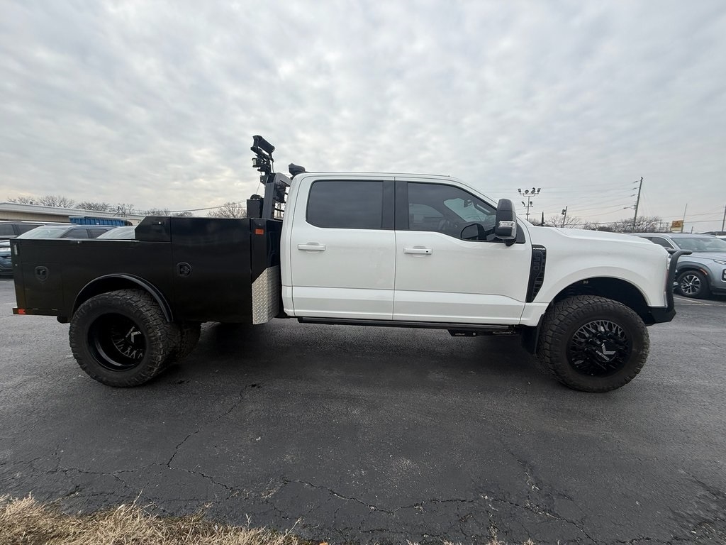 Ford F-350 SD Platinum Crew Cab Long Box 4WD DRW 2025