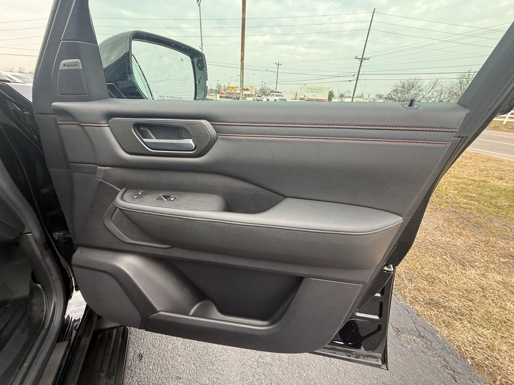 Nissan Armada PRO-4X 4WD 2025