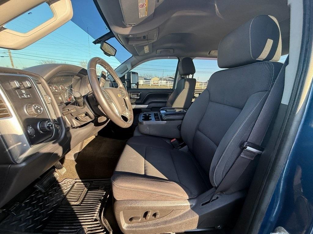 Chevrolet Silverado 2500HD LT Crew Cab 4WD 2015