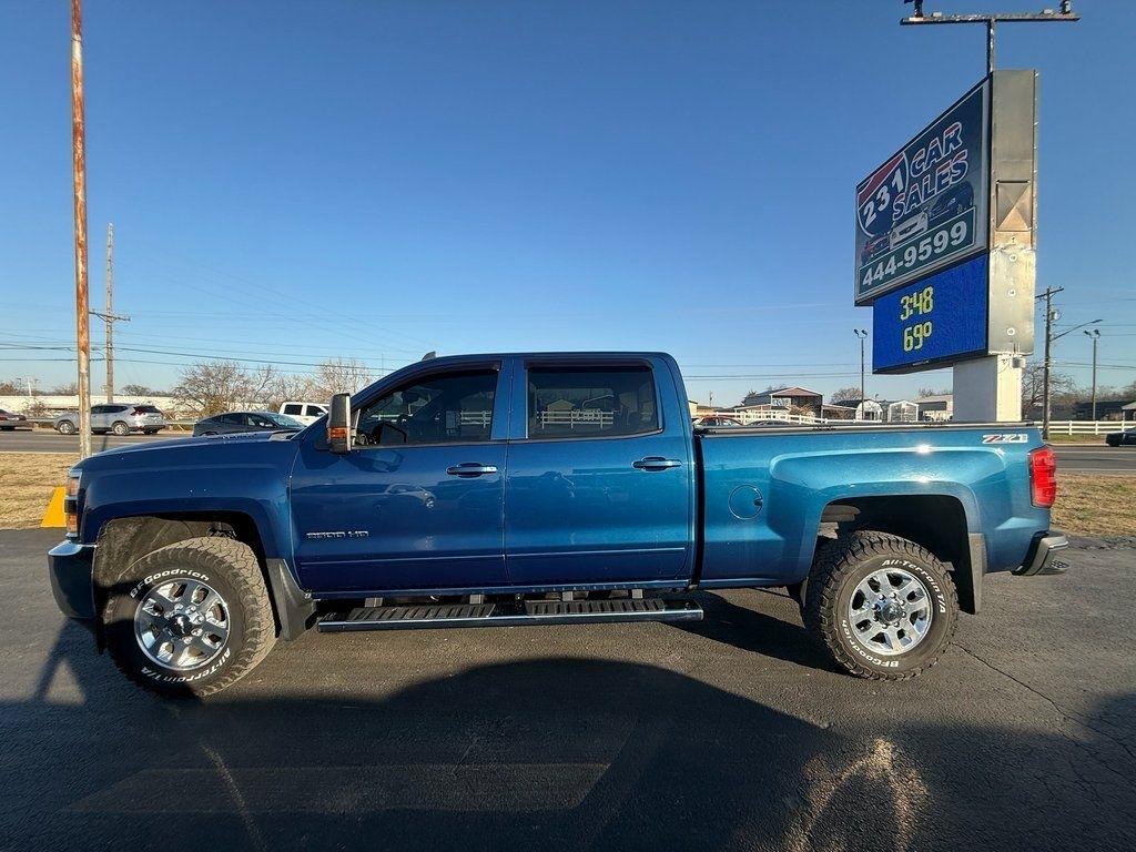 Chevrolet Silverado 2500HD LT Crew Cab 4WD 2015