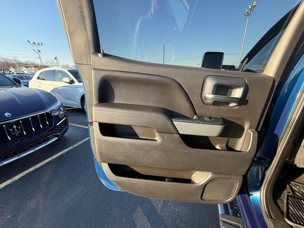 Chevrolet Silverado 2500HD LT Crew Cab 4WD 2015