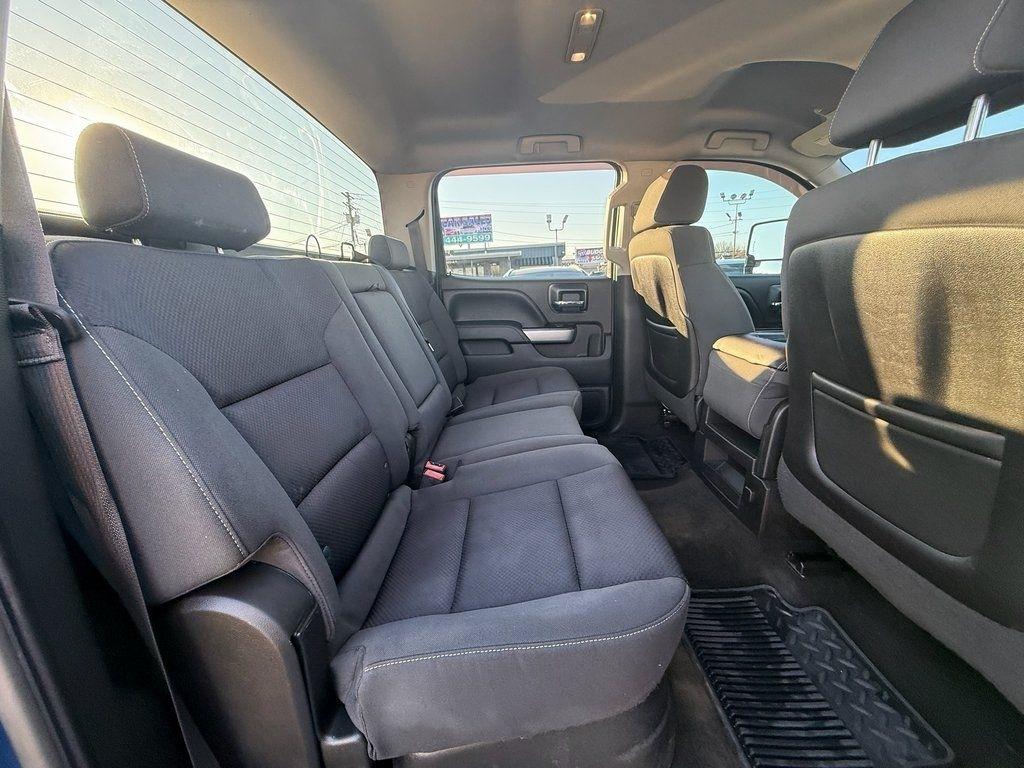 Chevrolet Silverado 2500HD LT Crew Cab 4WD 2015