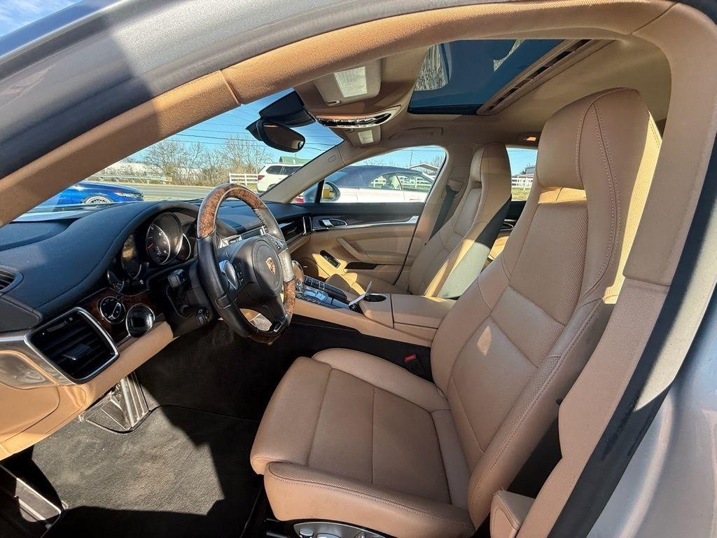 Porsche Panamera 4 2015