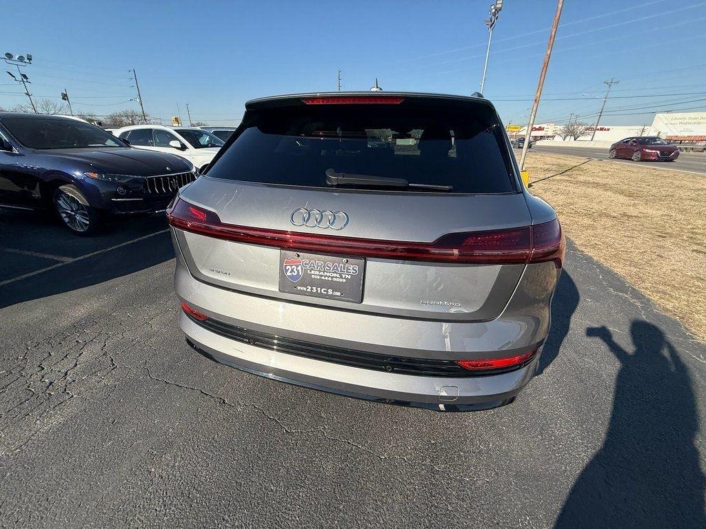 Audi E-Tron Premium quattro 2023