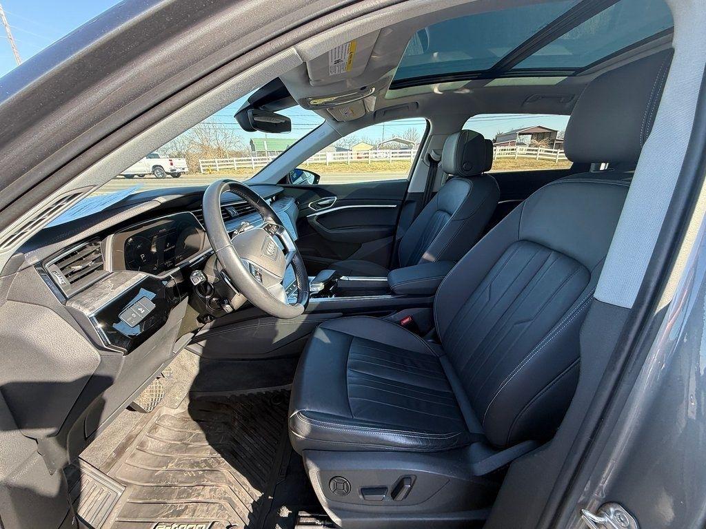 Audi E-Tron Premium quattro 2023