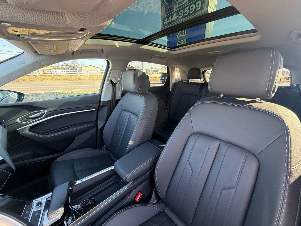 Audi E-Tron Premium quattro 2023