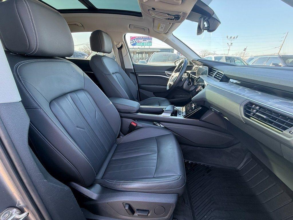 Audi E-Tron Premium quattro 2023