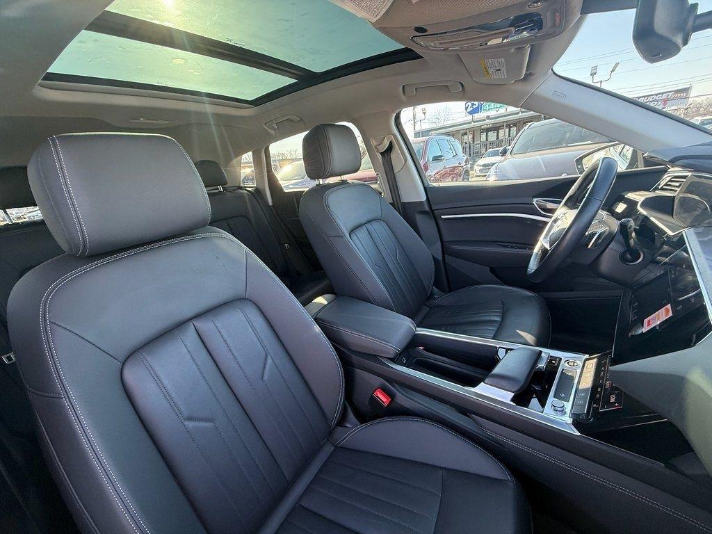 Audi E-Tron Premium quattro 2023