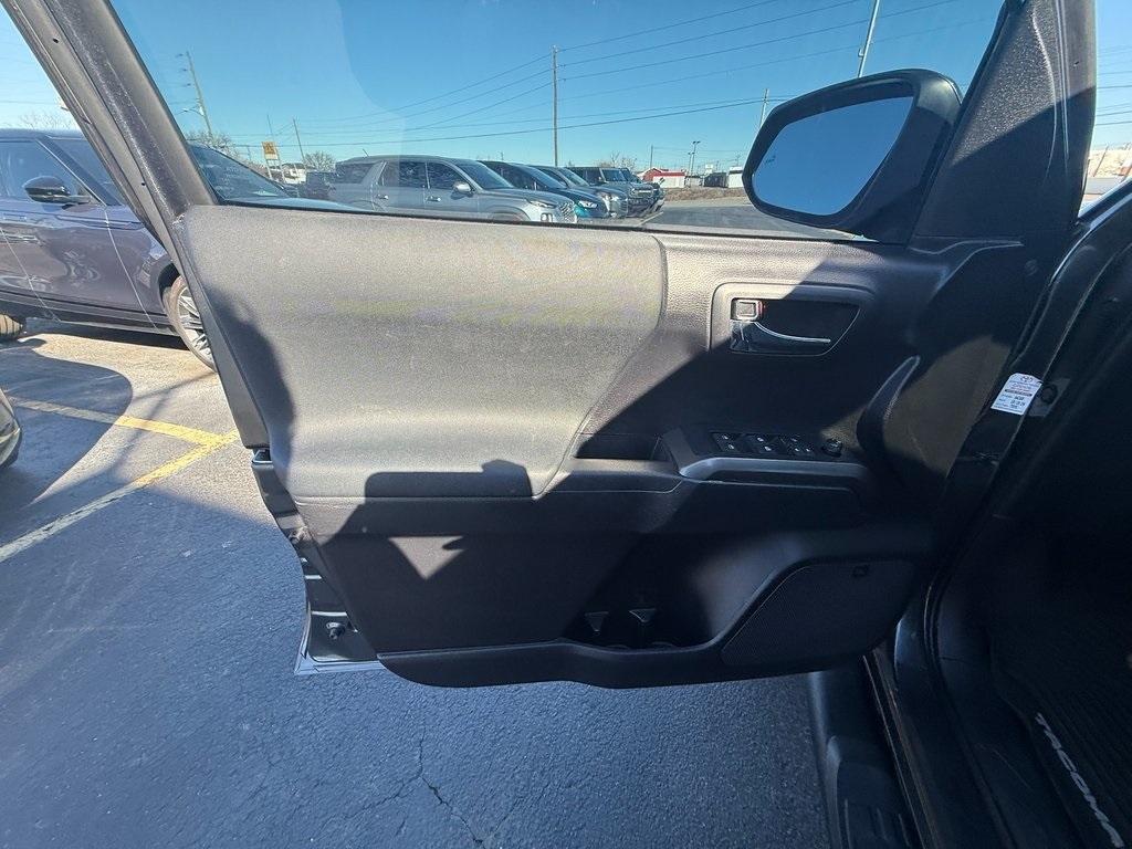 Toyota Tacoma SR5 Double Cab Long Bed V6 6AT 4WD 2020