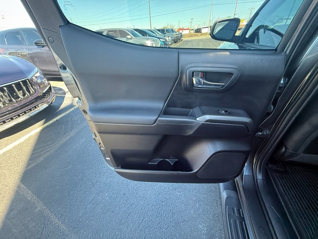 Toyota Tacoma SR5 Double Cab Long Bed V6 6AT 4WD 2020