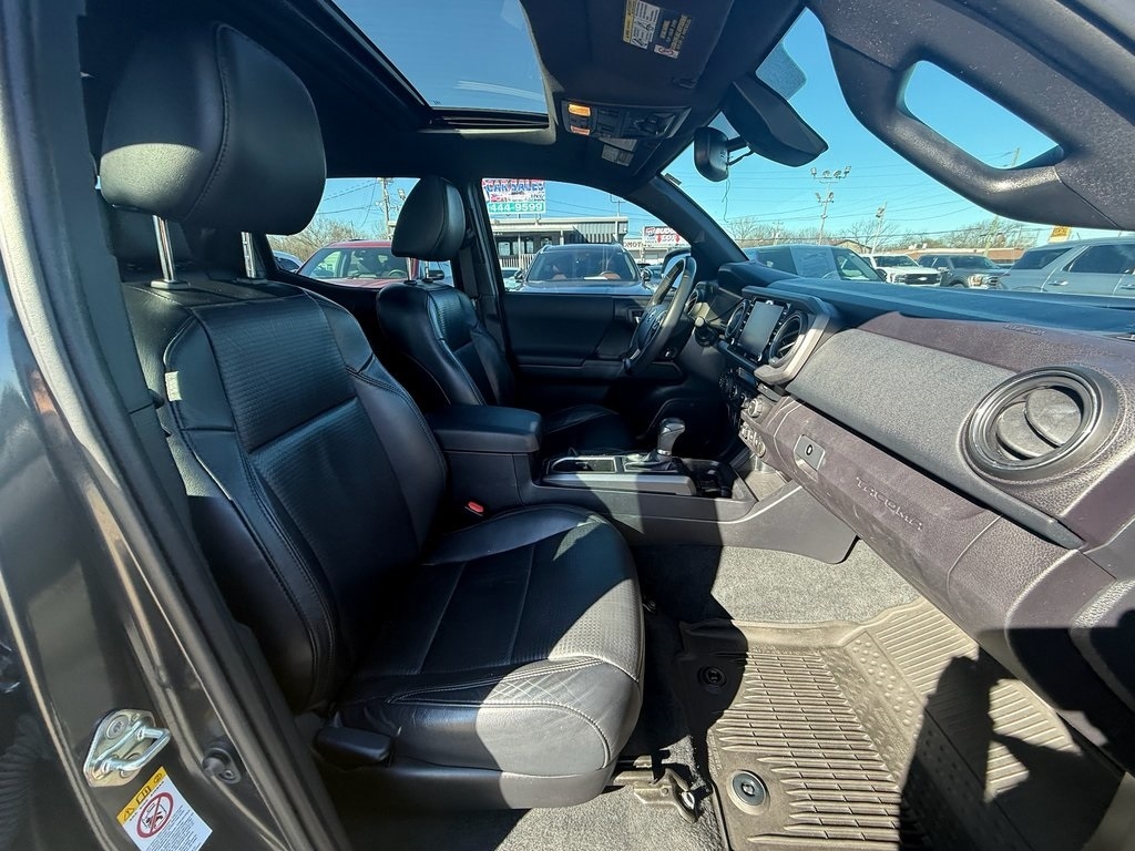 Toyota Tacoma SR5 Double Cab Long Bed V6 6AT 4WD 2020