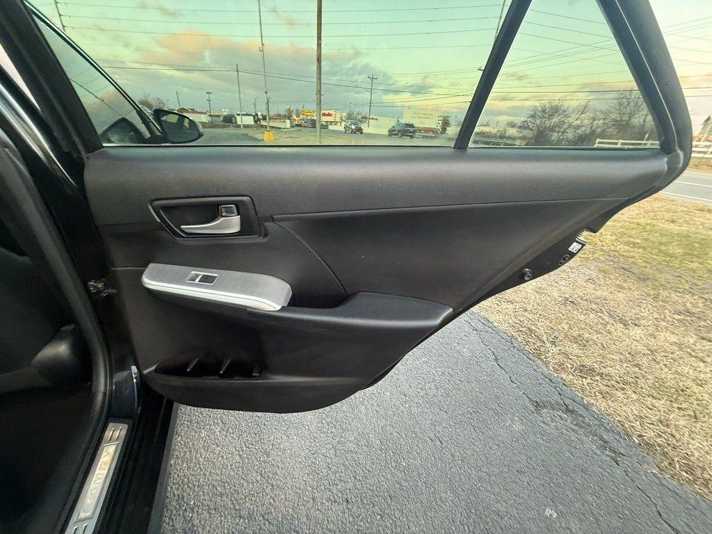 Toyota Camry SE 2012