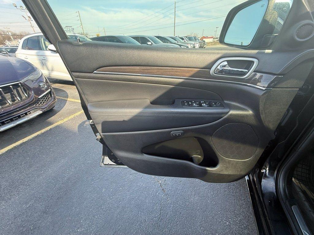 Jeep Grand Cherokee Overland 4WD 2018