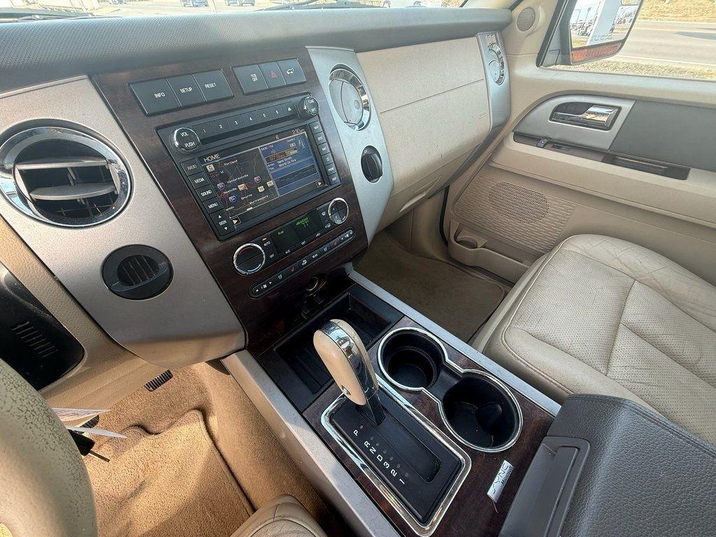 Ford Expedition King Ranch 2WD 2013