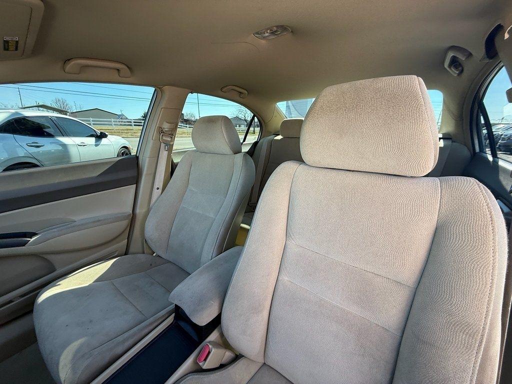 Honda Civic LX Sedan AT 2006