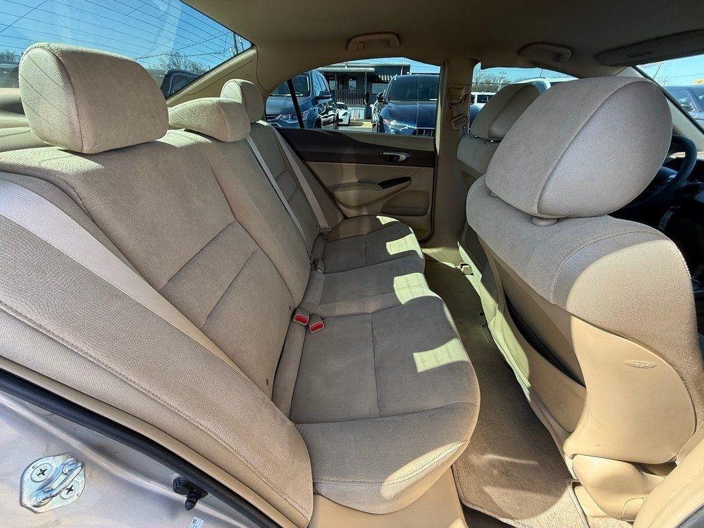 Honda Civic LX Sedan AT 2006