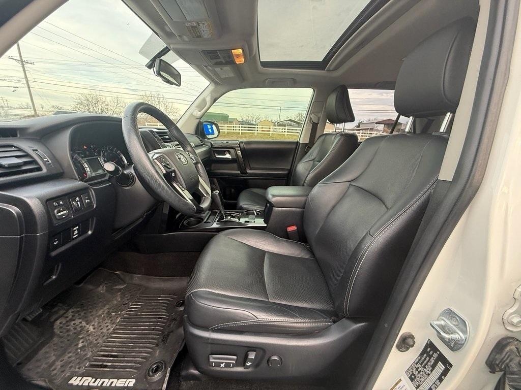 Toyota 4Runner Limited 4WD V6 2019