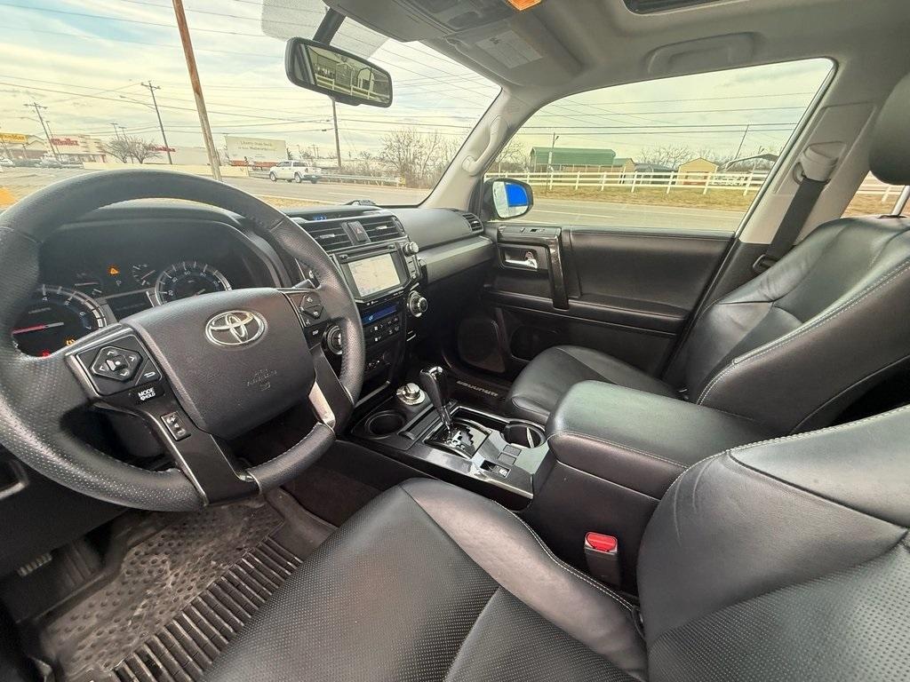 Toyota 4Runner Limited 4WD V6 2019