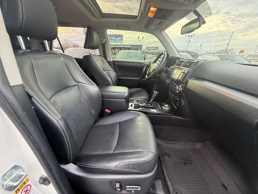 Toyota 4Runner Limited 4WD V6 2019