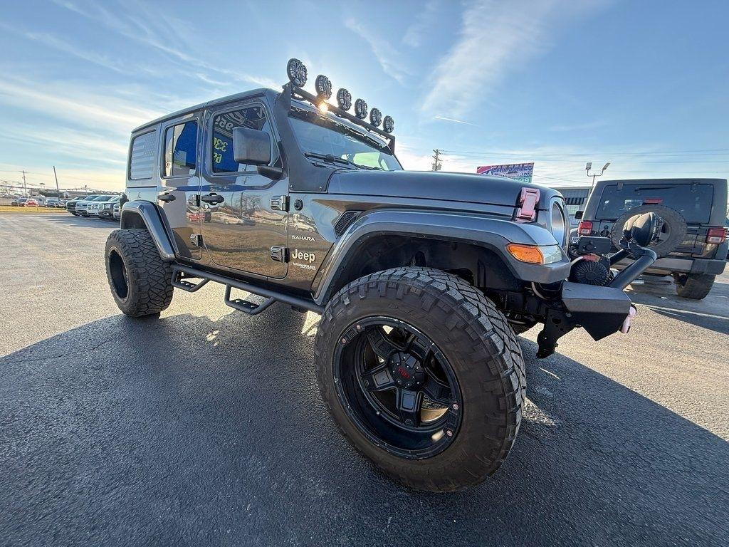 Jeep Wrangler Unlimited Sahara 2018