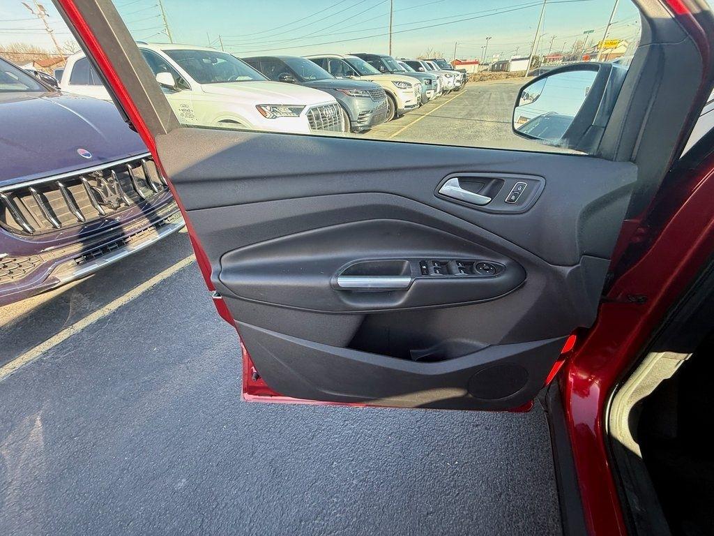 Ford Escape SE FWD 2014