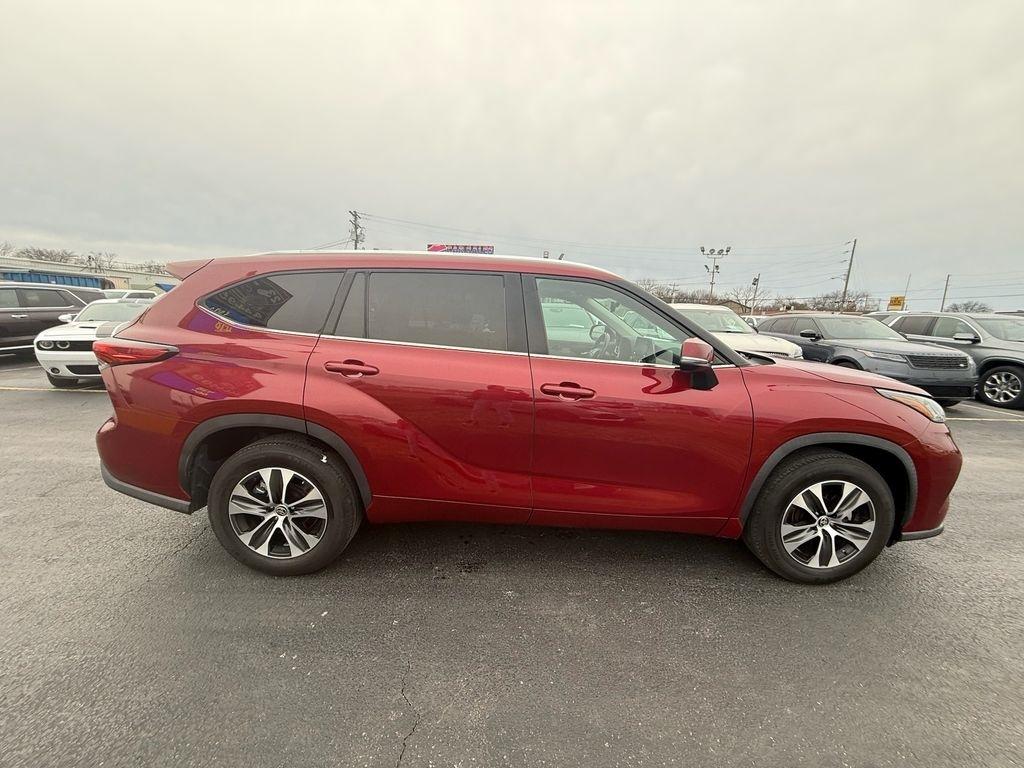 Toyota Highlander XLE FWD V6 2020