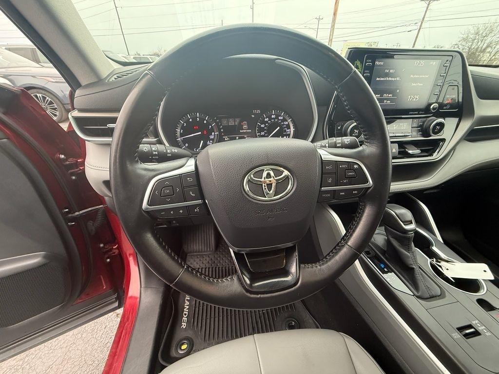 Toyota Highlander XLE FWD V6 2020