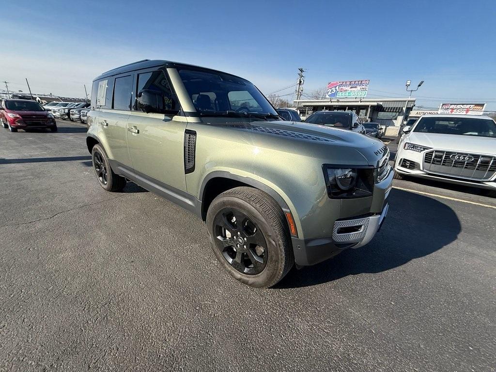 2021 Land Rover Defender 110 SE