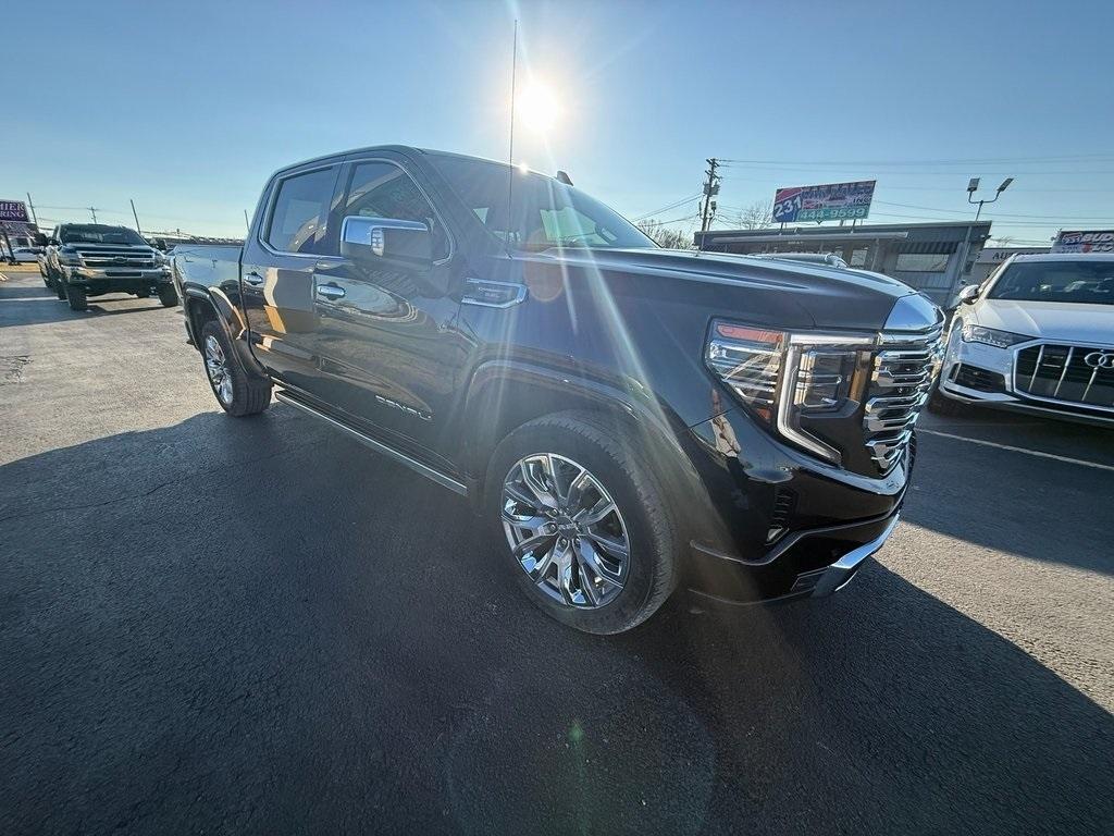 2022 GMC Sierra 1500 Denali Crew Cab Short Box 4WD