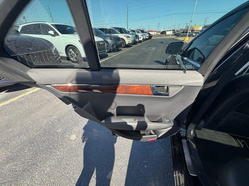 Mercedes-Benz C-Class C300 Sport Sedan 2009