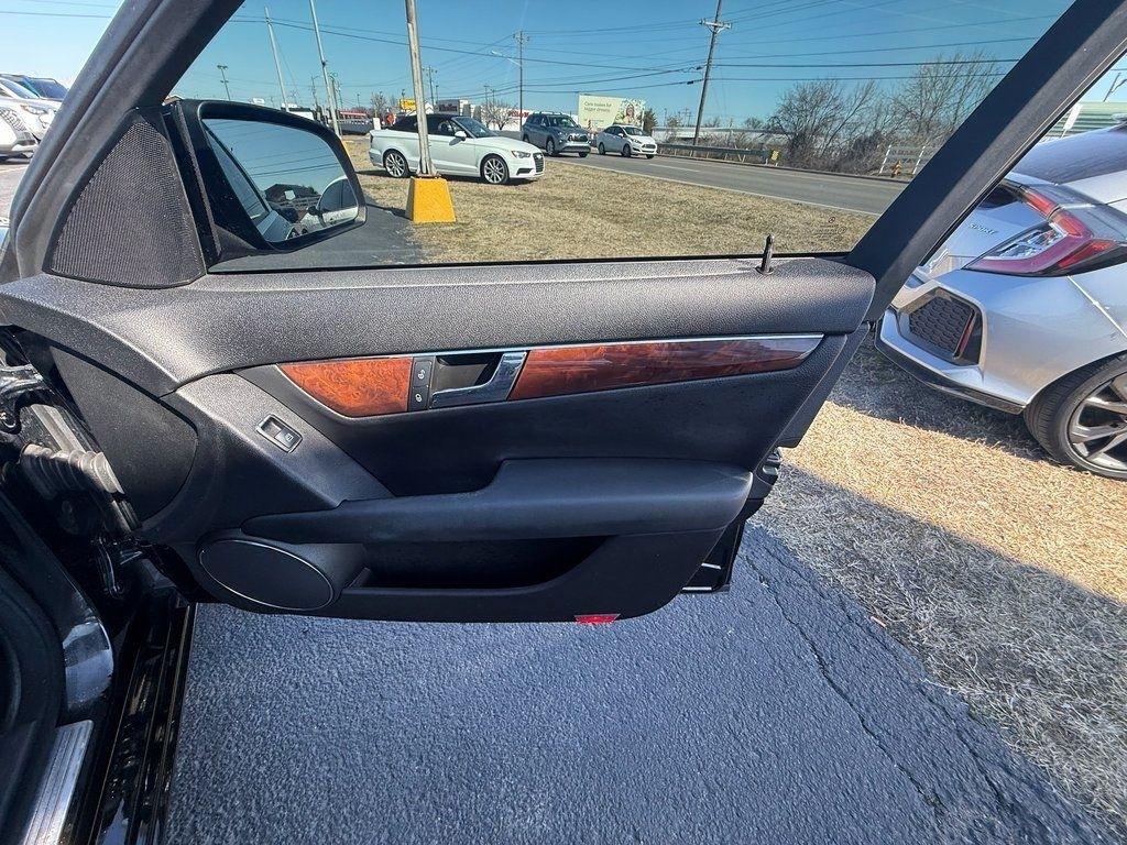 Mercedes-Benz C-Class C300 Sport Sedan 2009