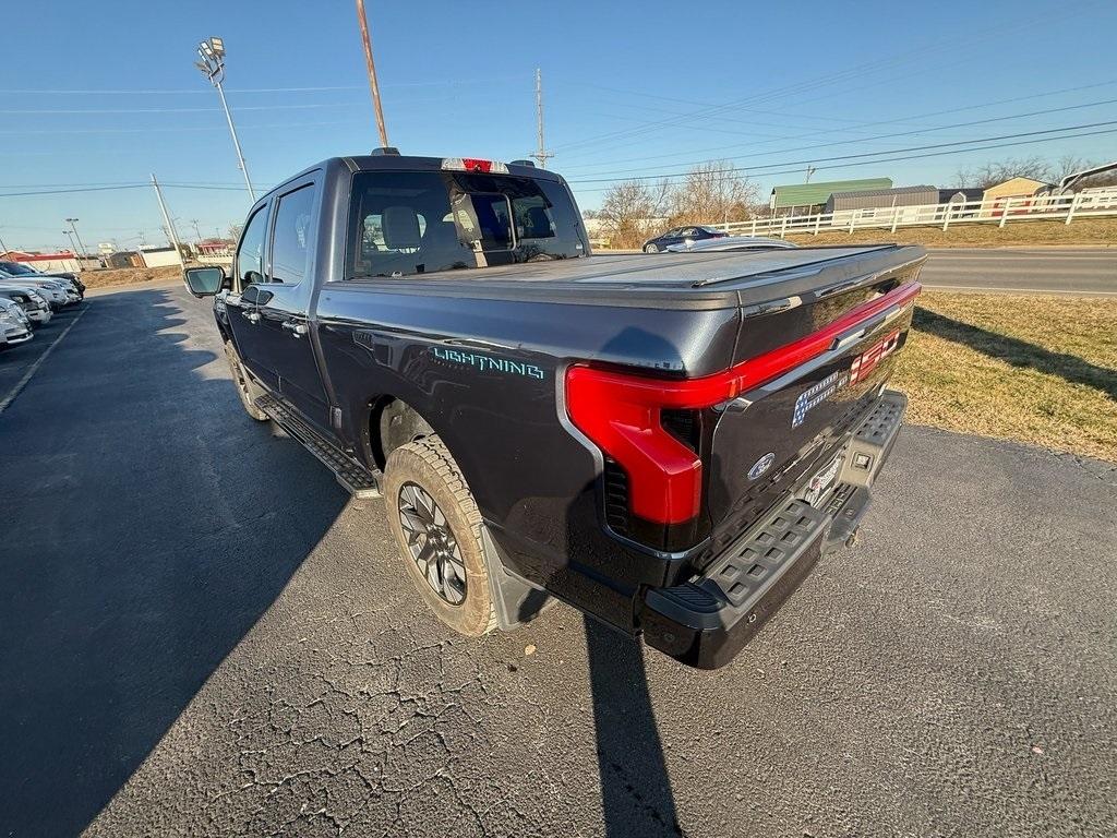Ford F-150 Lightning Lariat 2022