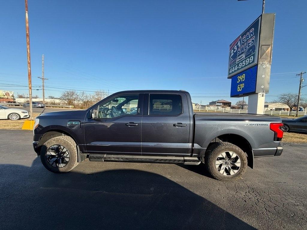 Ford F-150 Lightning Lariat 2022