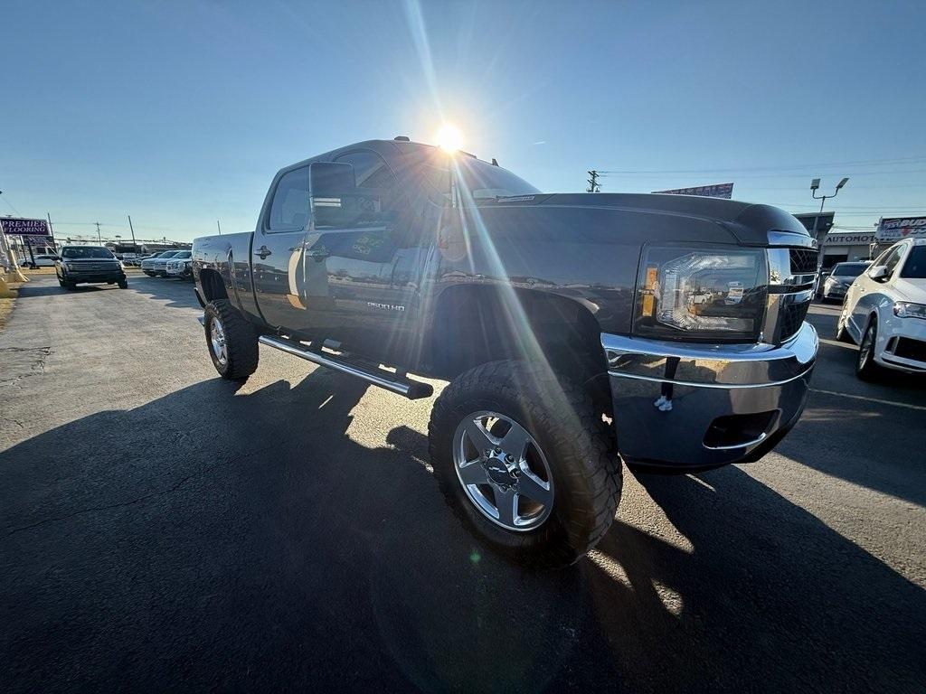 2011 Chevrolet Silverado 2500HD LTZ Crew Cab 4WD
