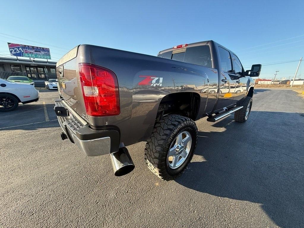 Chevrolet Silverado 2500HD LTZ Crew Cab 4WD 2011