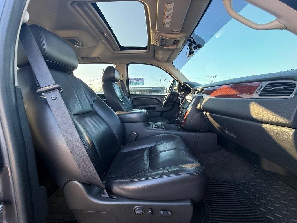 Chevrolet Silverado 2500HD LTZ Crew Cab 4WD 2011