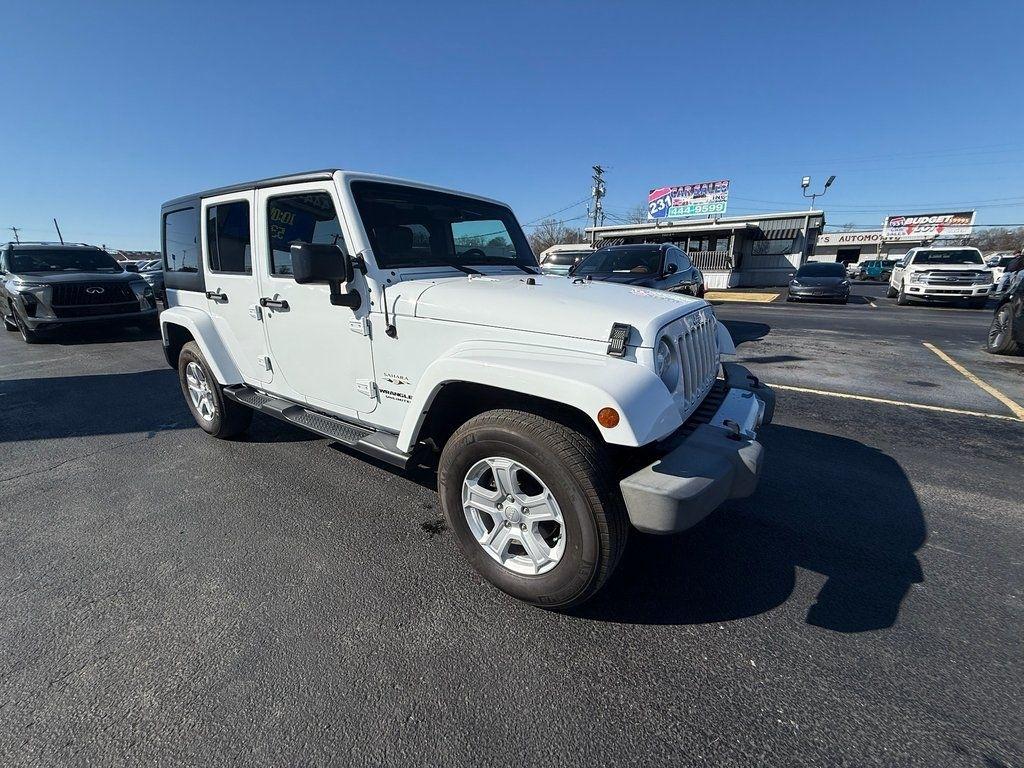 Jeep Wrangler Unlimited Sahara 4WD 2017