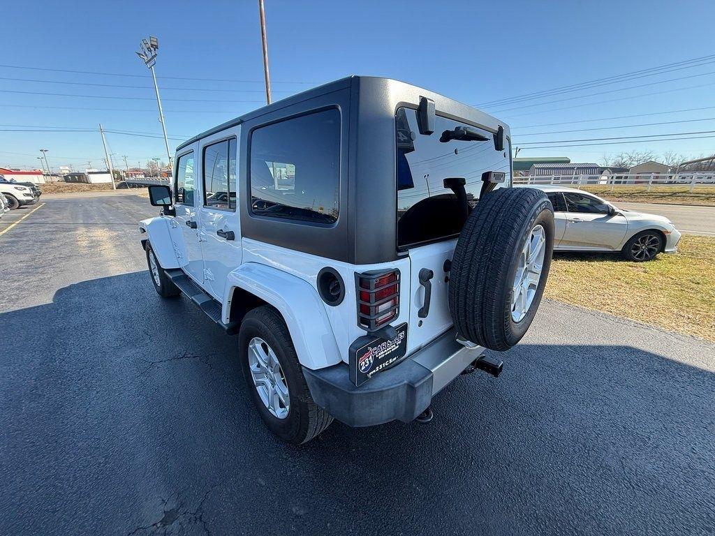 Jeep Wrangler Unlimited Sahara 4WD 2017