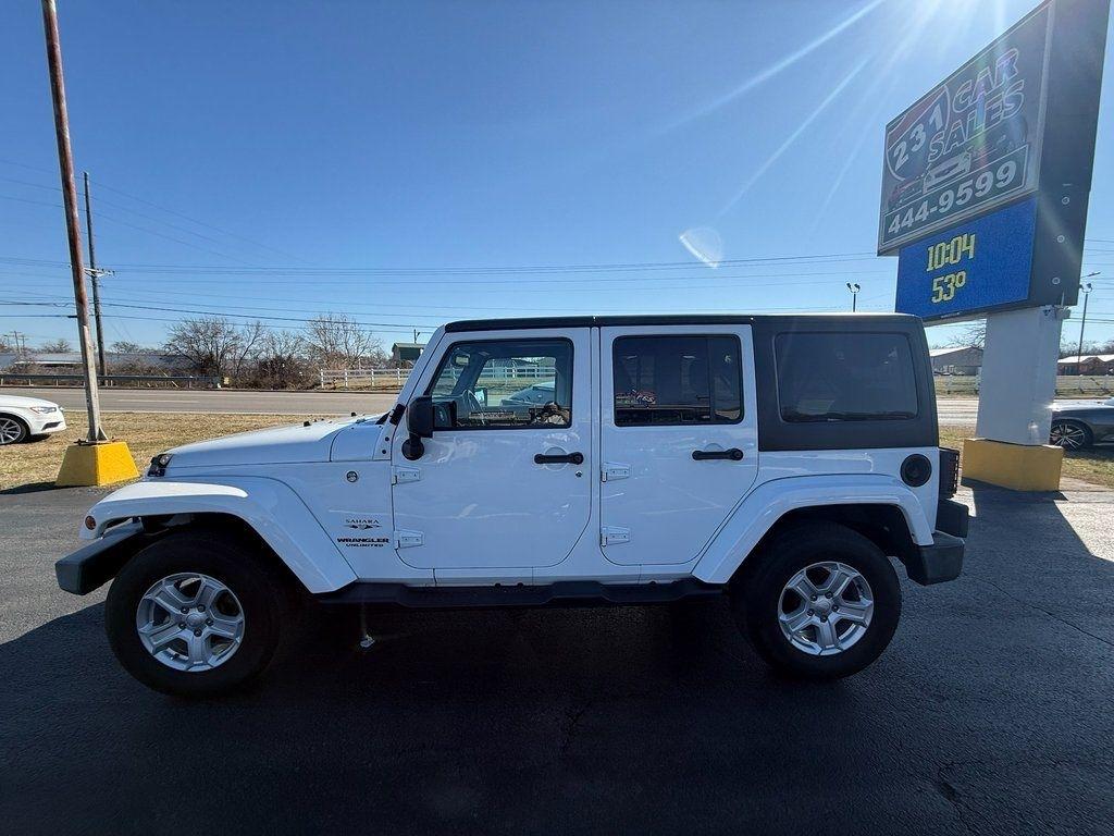 Jeep Wrangler Unlimited Sahara 4WD 2017