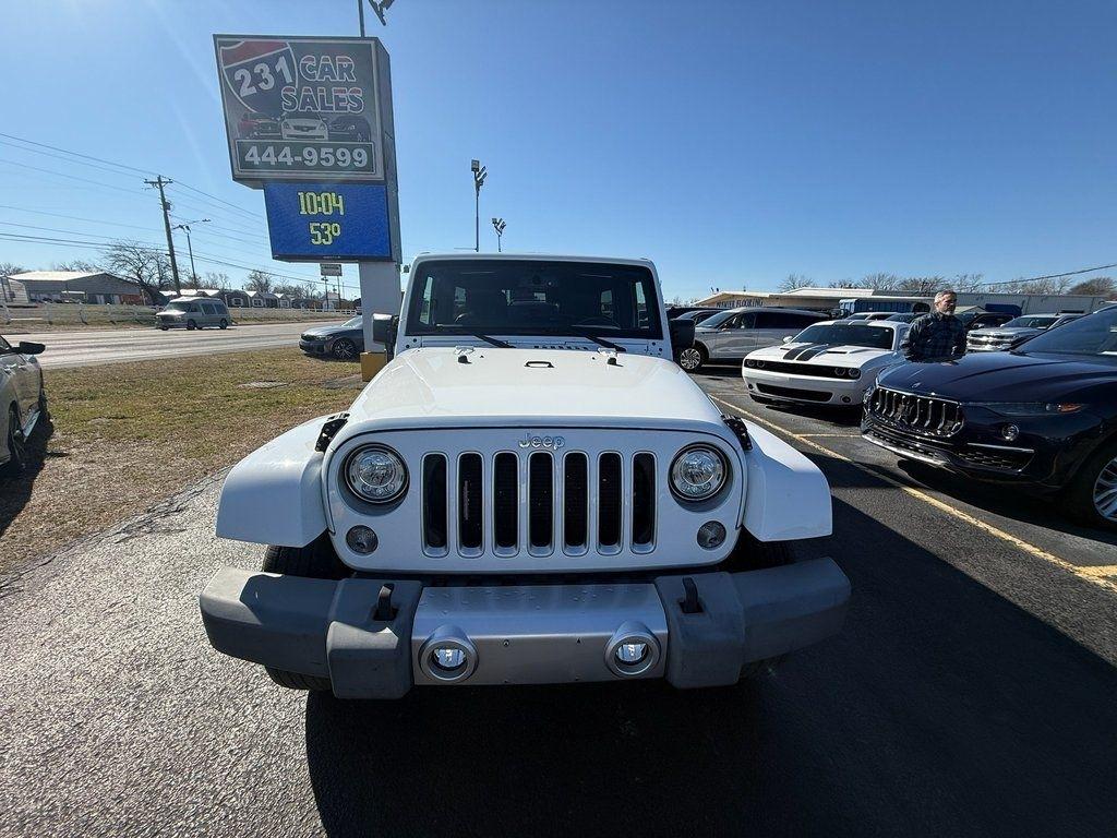 Jeep Wrangler Unlimited Sahara 4WD 2017