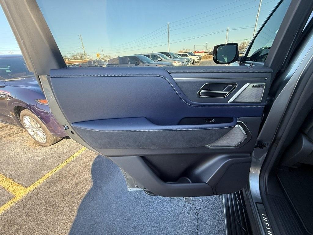 Infiniti QX80 Sensory 4WD 2026