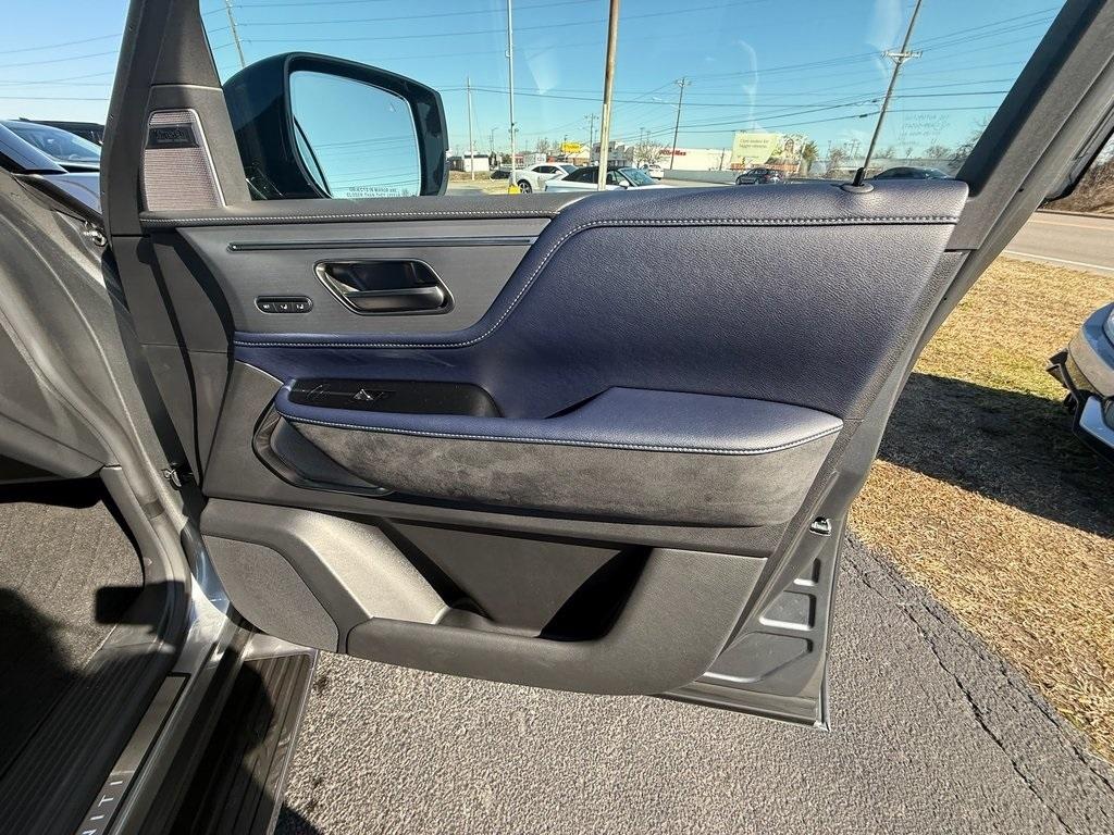 Infiniti QX80 Sensory 4WD 2026